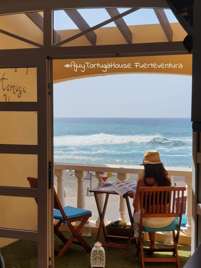 Ajuy Tortuga House Apartment Luaran gambar