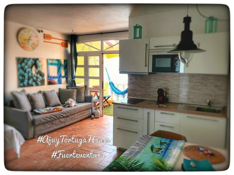 Ajuy Tortuga House Apartment Luaran gambar